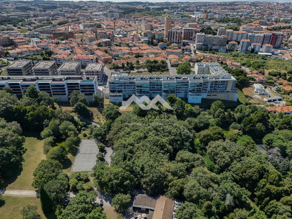Apartamento para Venda em Santa Marinha e São Pedro da Afurada Foto 13