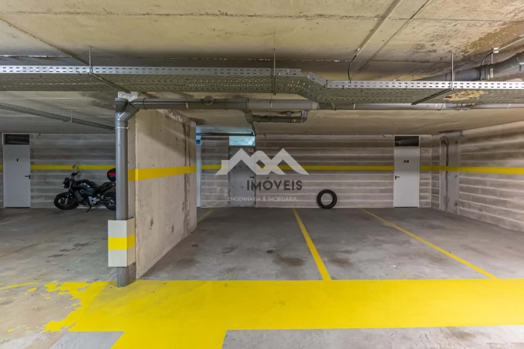 Apartamento para Venda em Santa Marinha e São Pedro da Afurada Foto 16