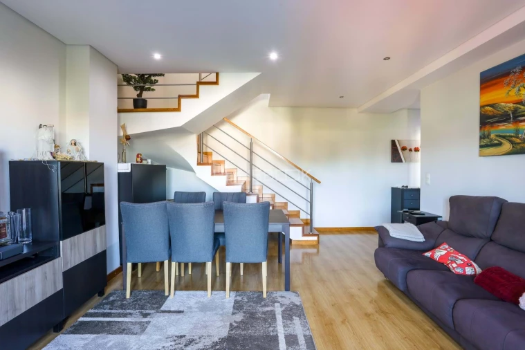 Apartamento T2 para Venda em São Bernardo Foto 3