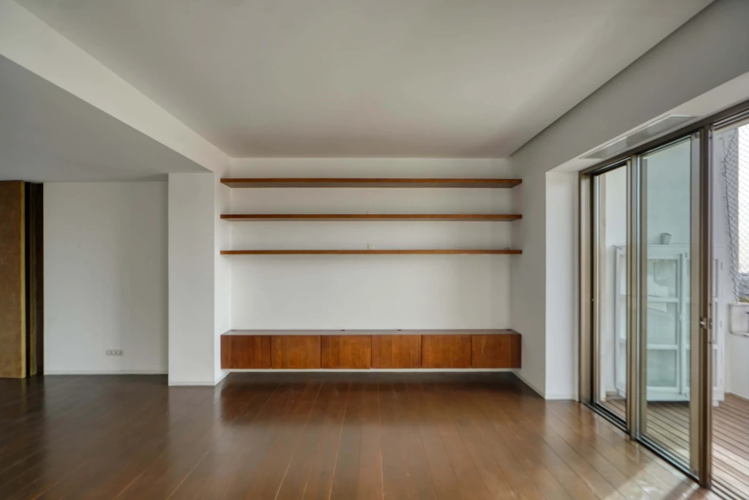 Apartamento T4 para Arrendamento em Campo de Ourique Foto 48