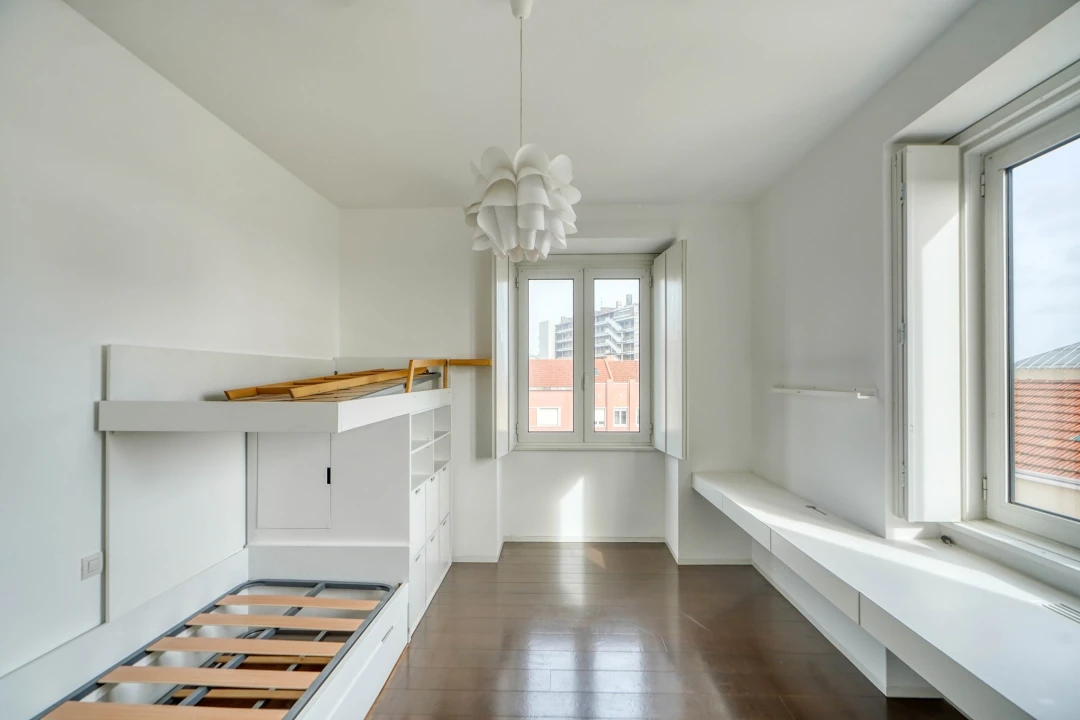 Apartamento T4 para Arrendamento em Campo de Ourique Foto 25