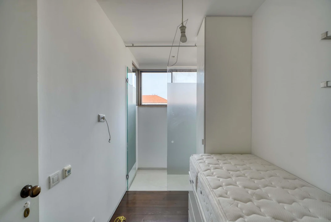 Apartamento T4 para Arrendamento em Campo de Ourique Foto 20