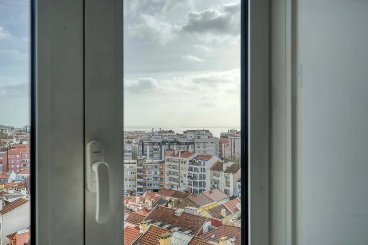 Apartamento T4 para Arrendamento em Campo de Ourique Foto 40