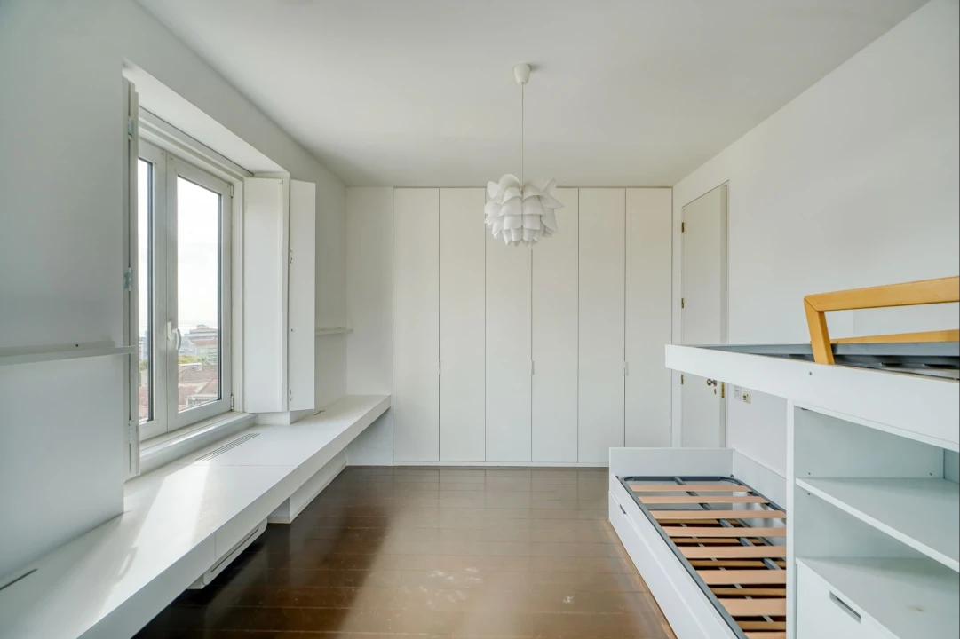 Apartamento T4 para Arrendamento em Campo de Ourique Foto 30