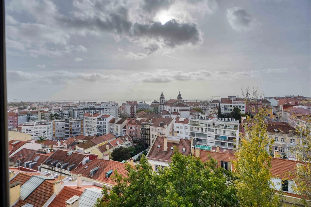 Apartamento T4 para Arrendamento em Campo de Ourique Foto 39