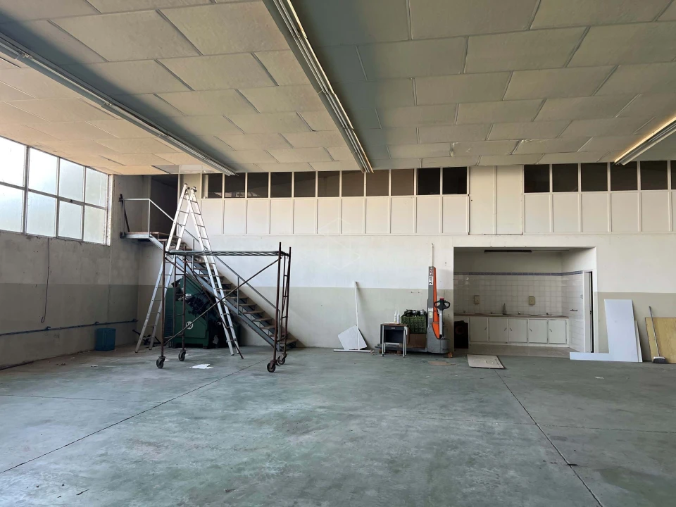 Armazém para Venda em Benedita Foto 22