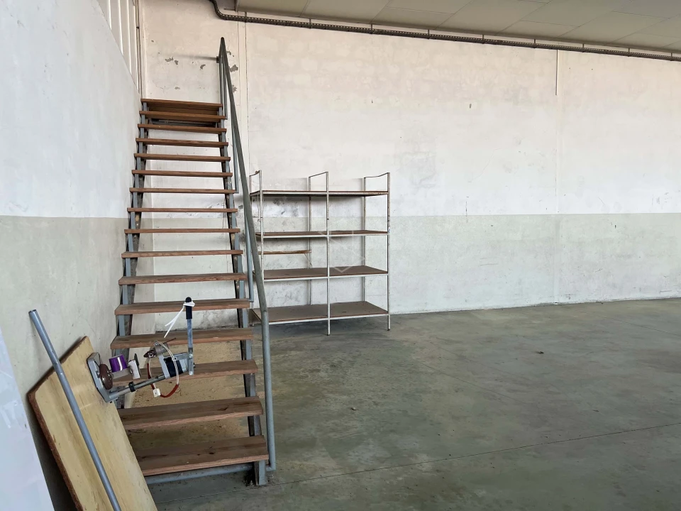 Armazém para Venda em Benedita Foto 32