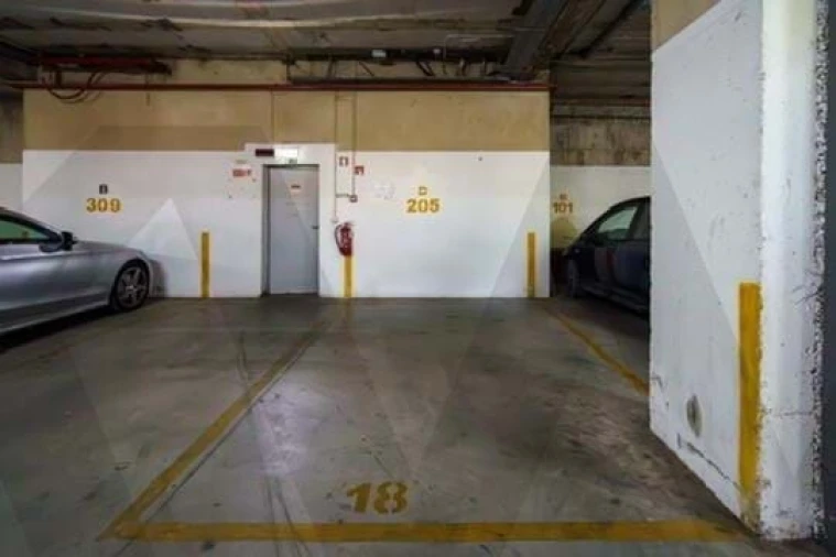 Apartamento T1 para Arrendamento férias em Portimão Foto 24