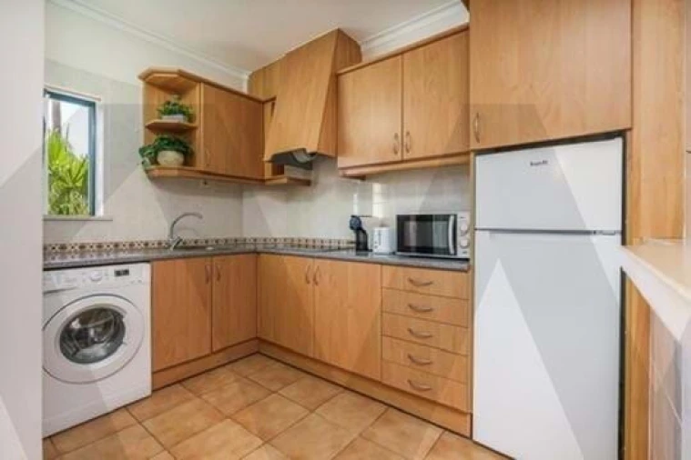 Apartamento T1 para Arrendamento férias em Portimão Foto 8