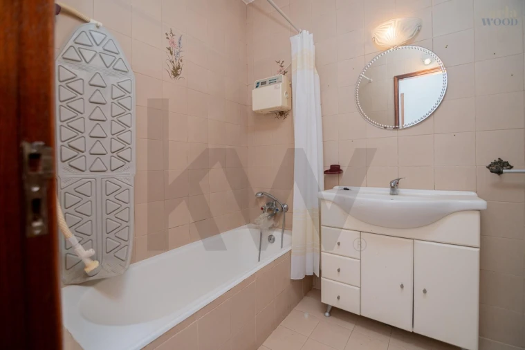 Apartamento T2 para Venda em Portimão Foto 13