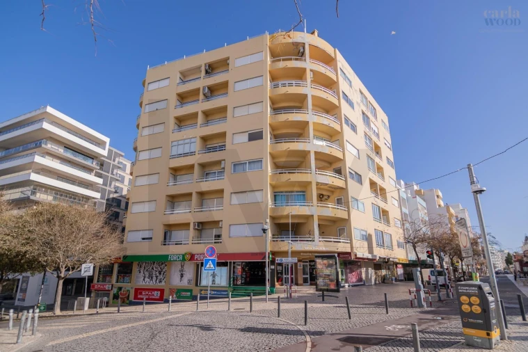 Apartamento T2 para Venda em Portimão Foto 1