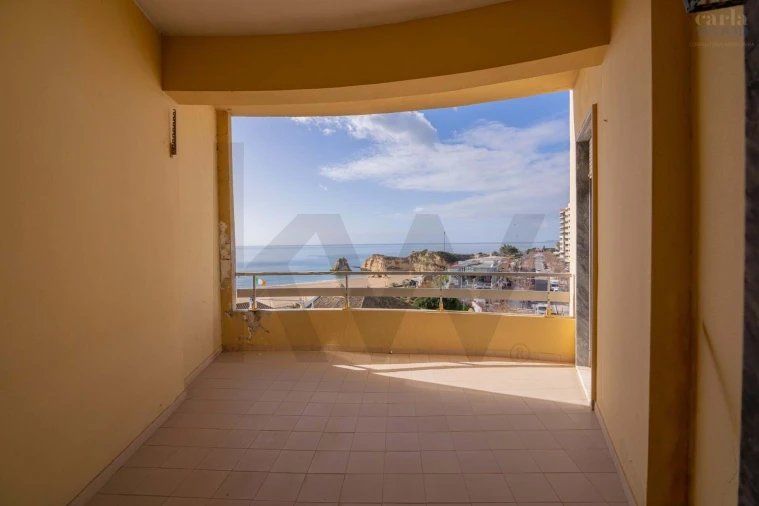 Apartamento T2 para Venda em Portimão Foto 19