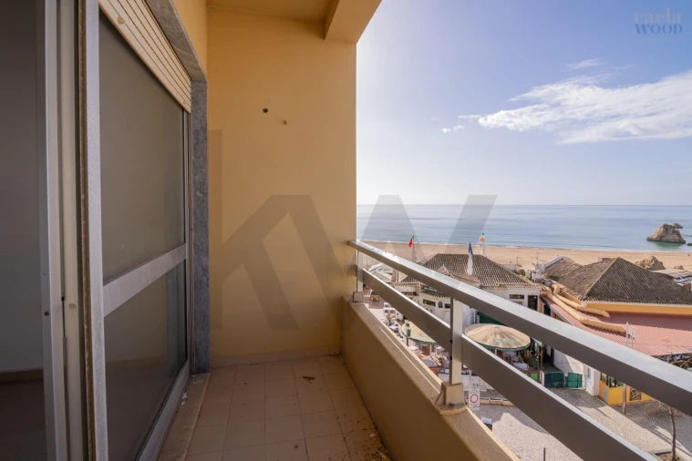 Apartamento T2 para Venda em Portimão Foto 32