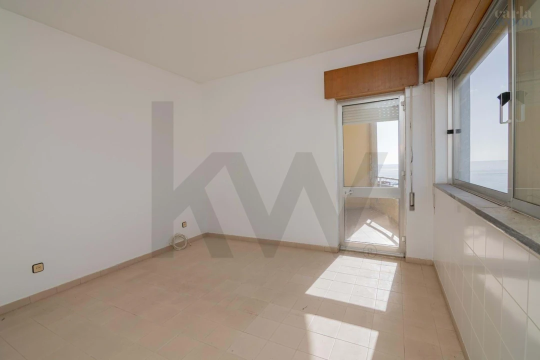 Apartamento T2 para Venda em Portimão Foto 38
