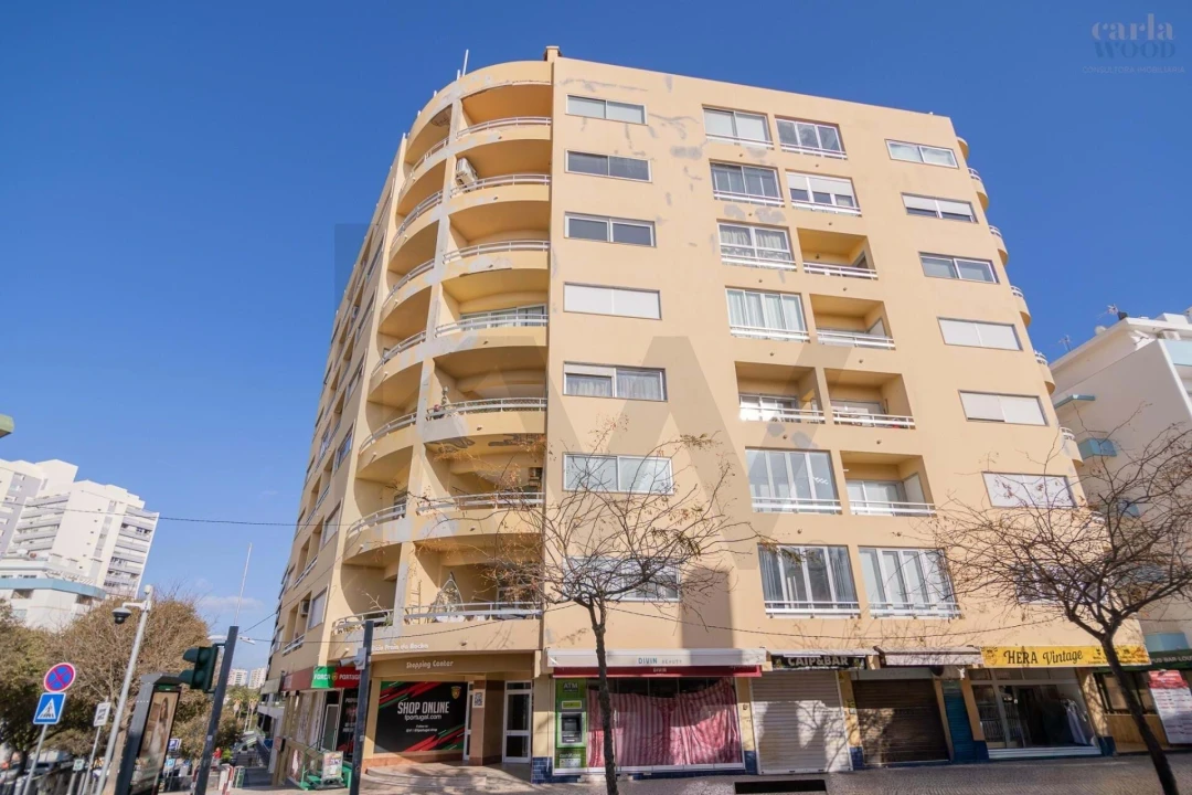 Apartamento T2 para Venda em Portimão Foto 2