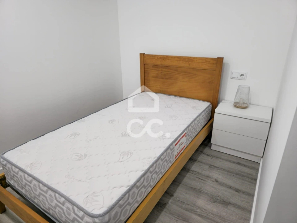 Apartamento T1 para Venda em Santa Maria Maior e Monserrate e Meadela Foto 3