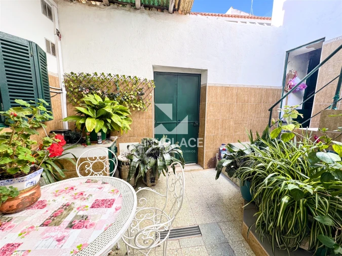 Moradia T4 para Venda em Loule (São Sebastião) Foto 1