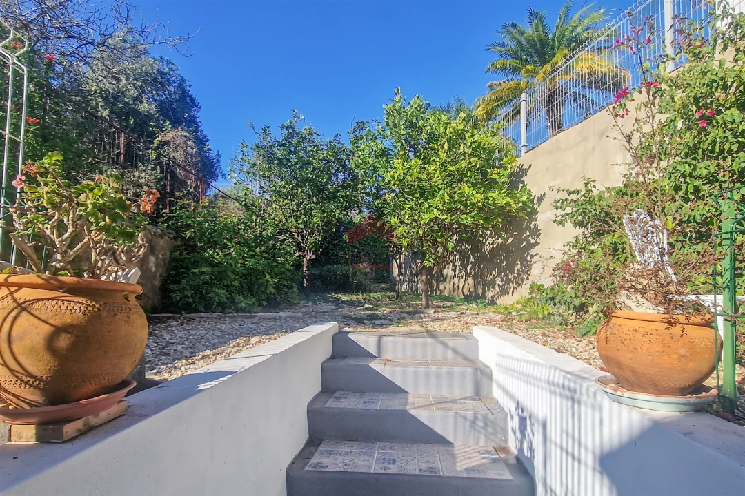 Moradia T2 para Venda em São Brás de Alportel Foto 18