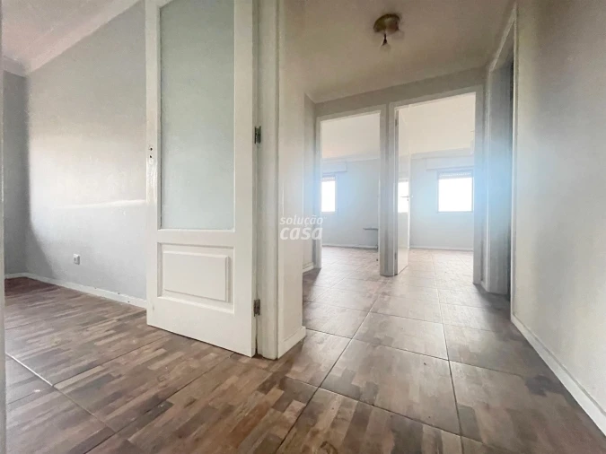 Apartamento T2 para Venda em Rio Tinto Foto 9