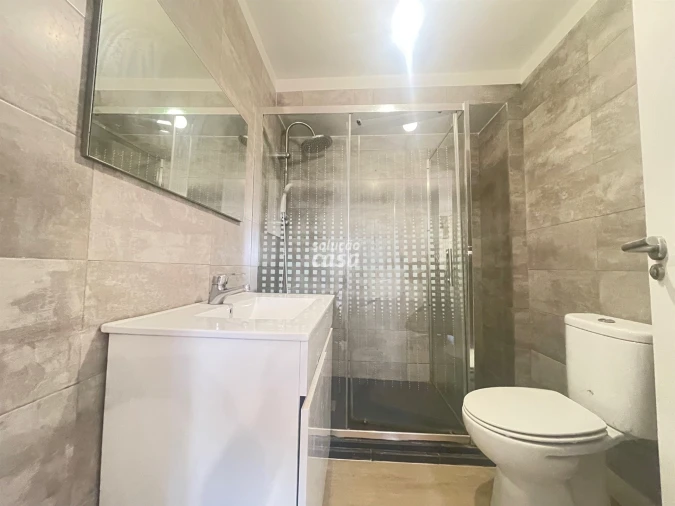 Apartamento T2 para Venda em Rio Tinto Foto 6