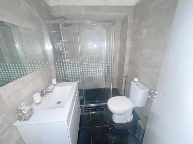 Apartamento T2 para Venda em Rio Tinto Foto 8