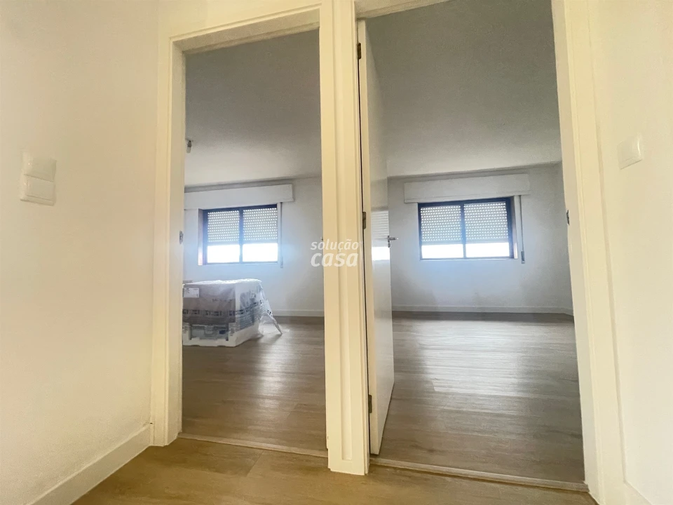 Apartamento T2 para Venda em Rio Tinto Foto 8
