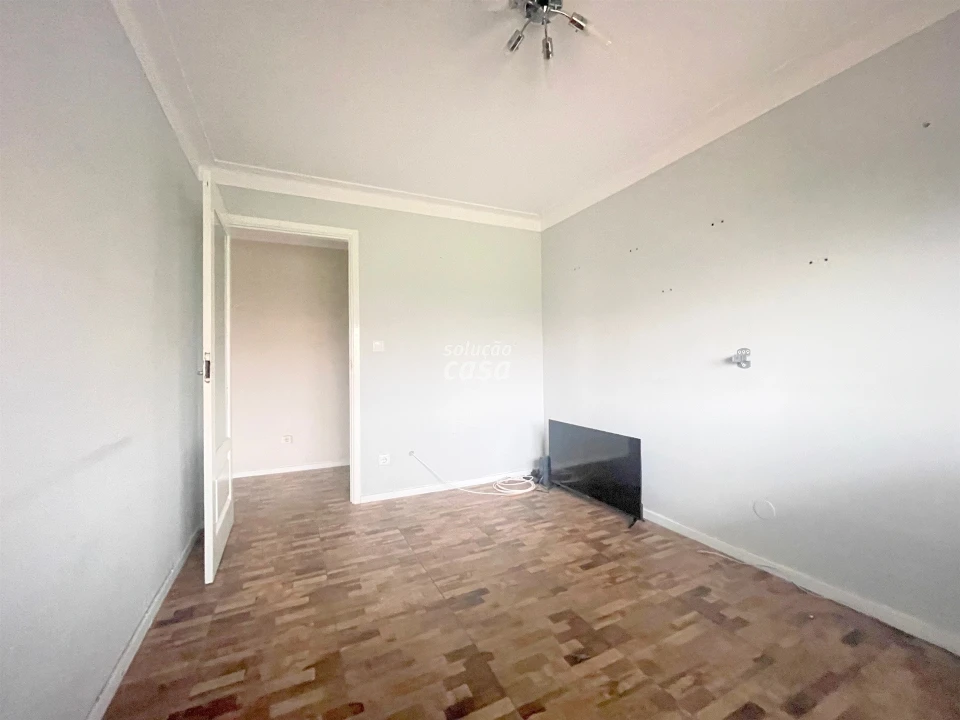 Apartamento T2 para Venda em Rio Tinto Foto 11