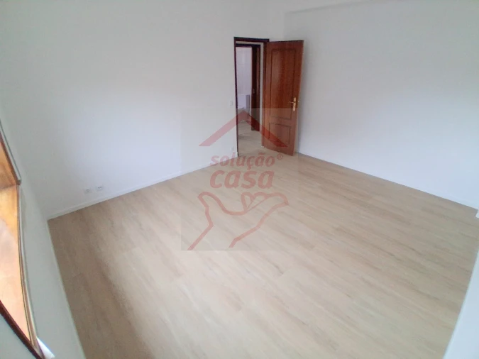 Apartamento T2 para Venda em Baguim do Monte (Rio Tinto) Foto 27