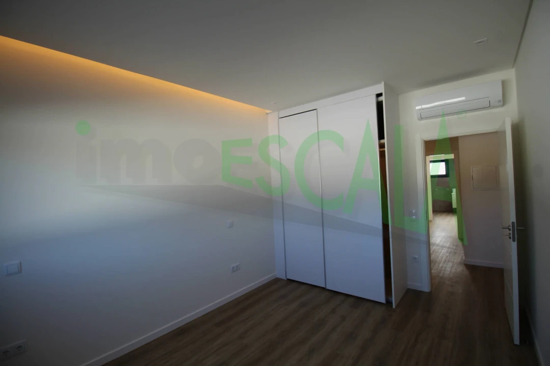 Moradia T3 para Venda em Aveiras de Cima Foto 20