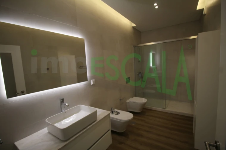 Moradia T3 para Venda em Aveiras de Cima Foto 22