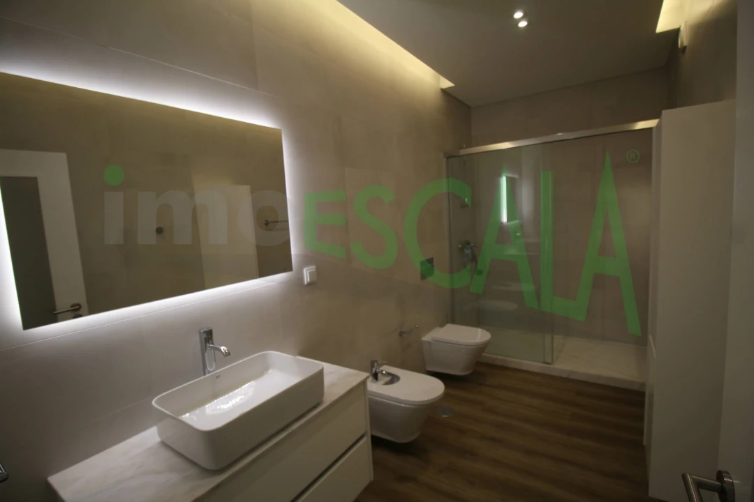 Moradia T3 para Venda em Aveiras de Cima Foto 22