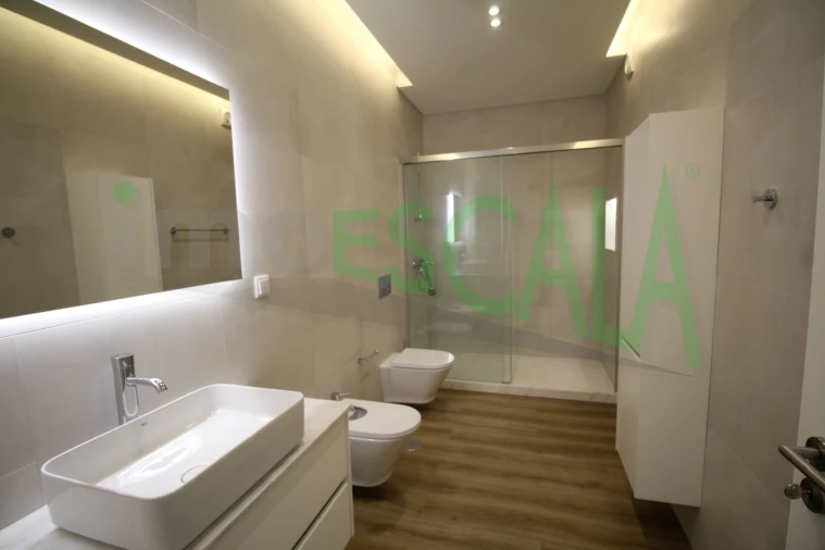 Moradia T3 para Venda em Aveiras de Cima Foto 22