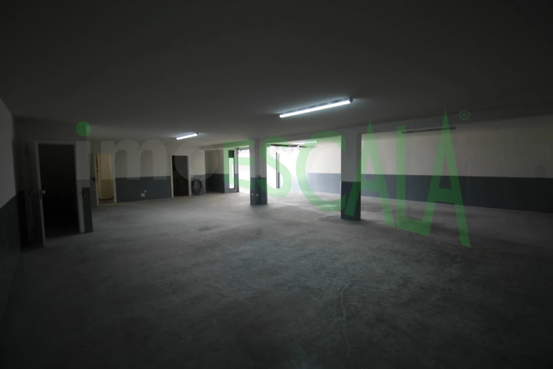 Moradia T4 para Venda em Aveiras de Cima Foto 40