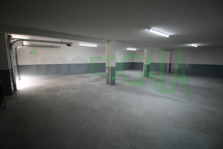 Moradia T4 para Venda em Aveiras de Cima Foto 36