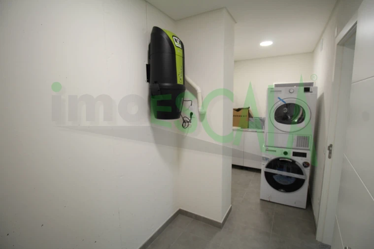 Moradia T4 para Venda em Aveiras de Cima Foto 42