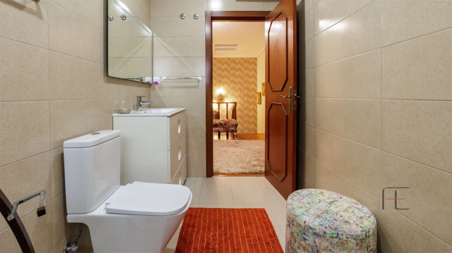 Moradia T4 para Venda em Ermesinde Foto 5