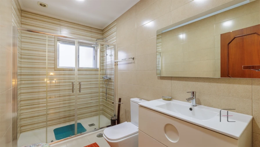 Moradia T4 para Venda em Ermesinde Foto 4