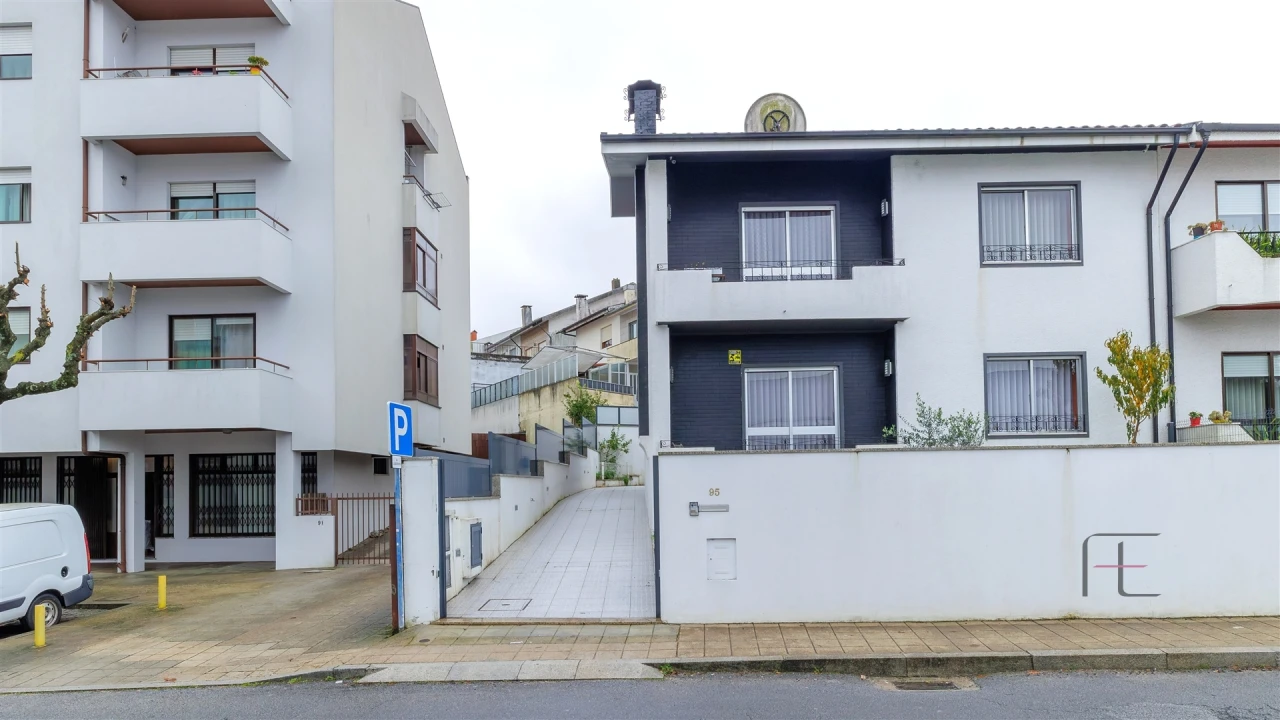 Moradia T4 para Venda em Ermesinde Foto 44