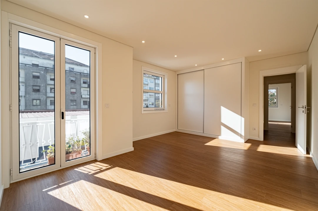 Apartamento T4 para Venda em Ramalde Foto 26