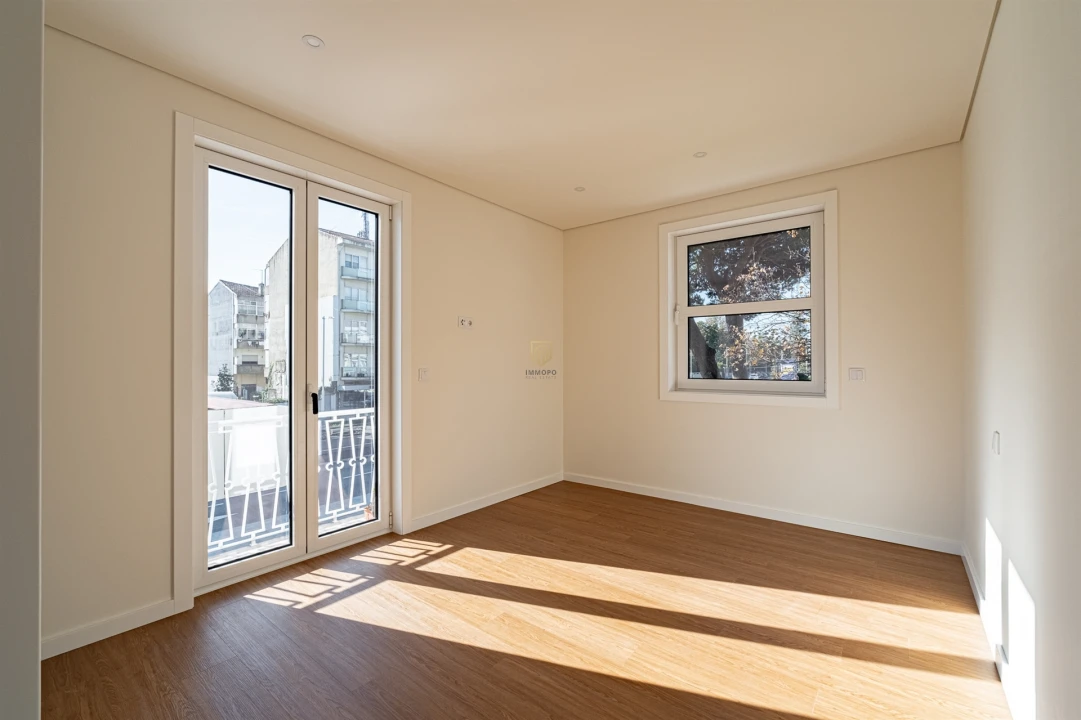 Apartamento T4 para Venda em Ramalde Foto 18