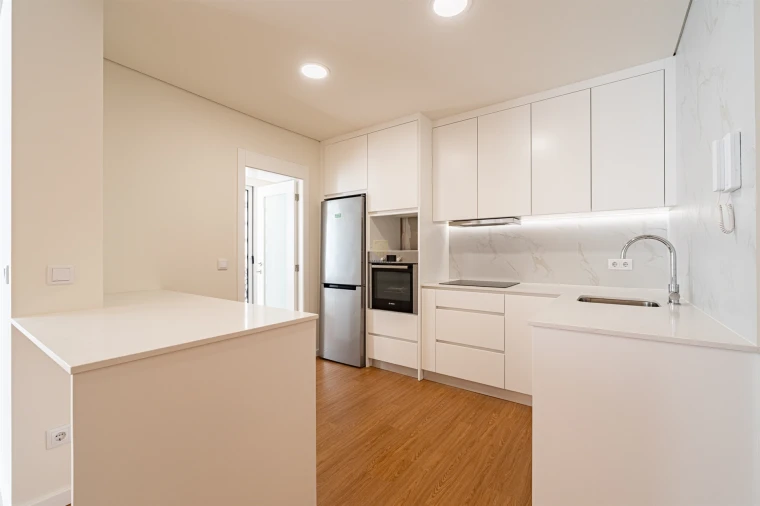 Apartamento T4 para Venda em Ramalde Foto 6