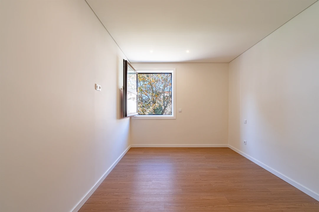 Apartamento T4 para Venda em Ramalde Foto 10