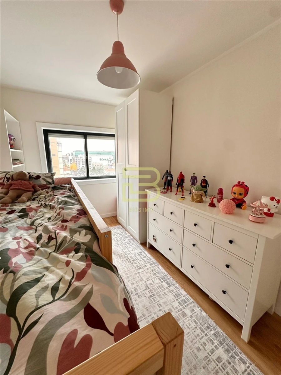 Apartamento T2 para Venda em Mafamude e Vilar do Paraíso Foto 11