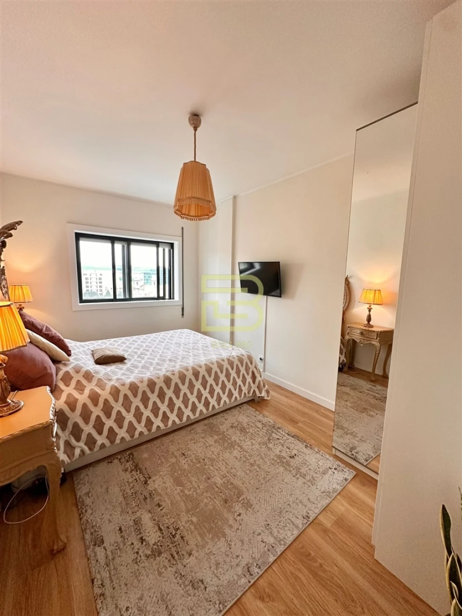Apartamento T2 para Venda em Mafamude e Vilar do Paraíso Foto 13