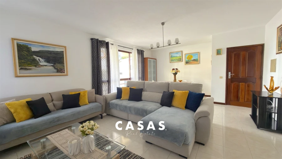 Apartamento T2 para Arrendamento em Caniço