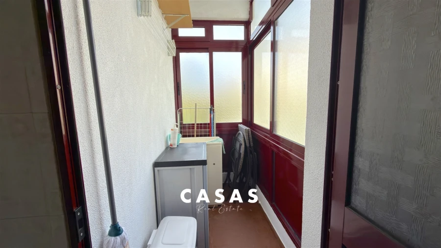 Apartamento T2 para Arrendamento em Caniço Foto 10