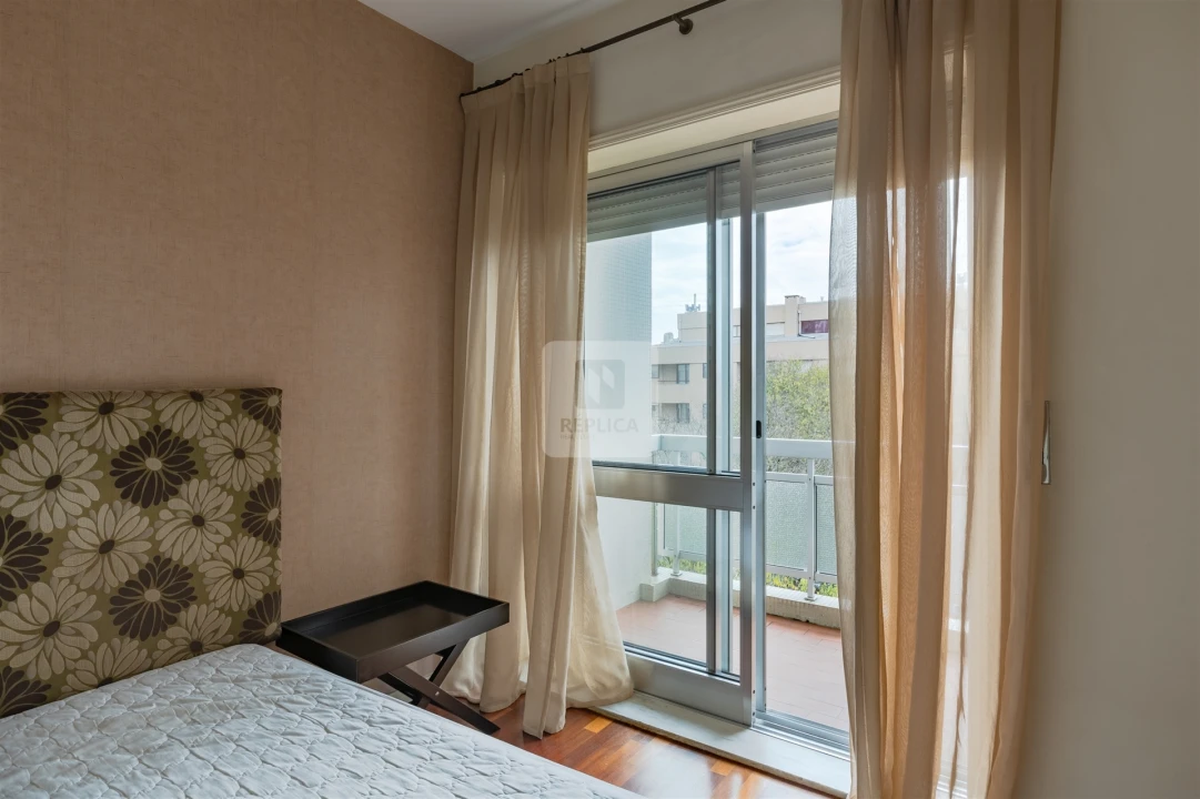 Apartamento T2 para Arrendamento em Paranhos Foto 29