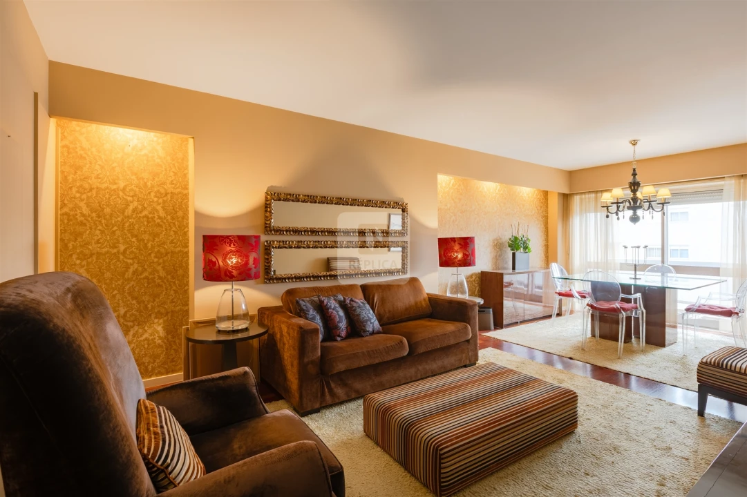 Apartamento T2 para Arrendamento em Paranhos Foto 8