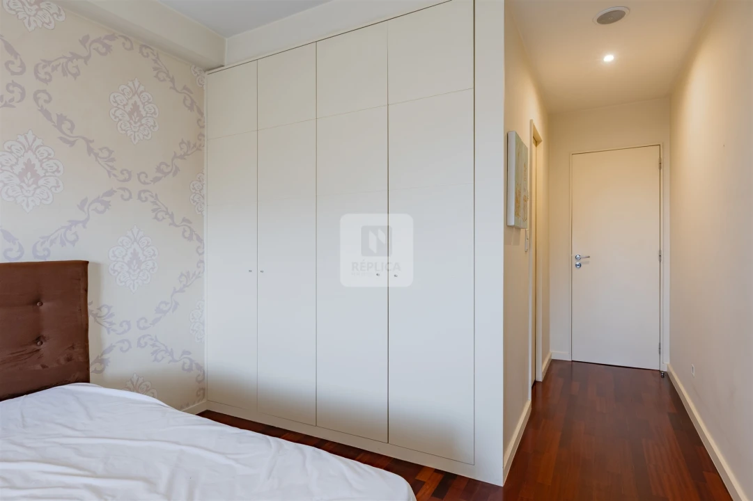 Apartamento T2 para Arrendamento em Paranhos Foto 35