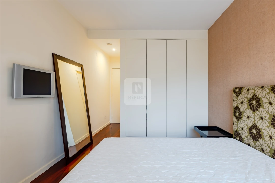 Apartamento T2 para Arrendamento em Paranhos Foto 27